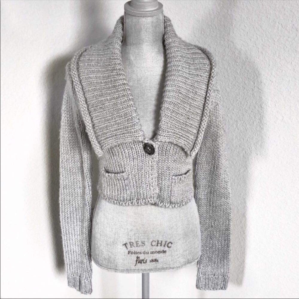 The Limited Crop Sweater Sz M
